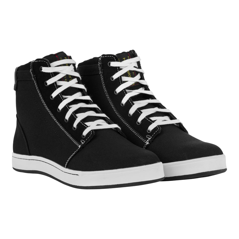 AXLE SHOES BLACK/WHITE SZ 13 - 361-99513