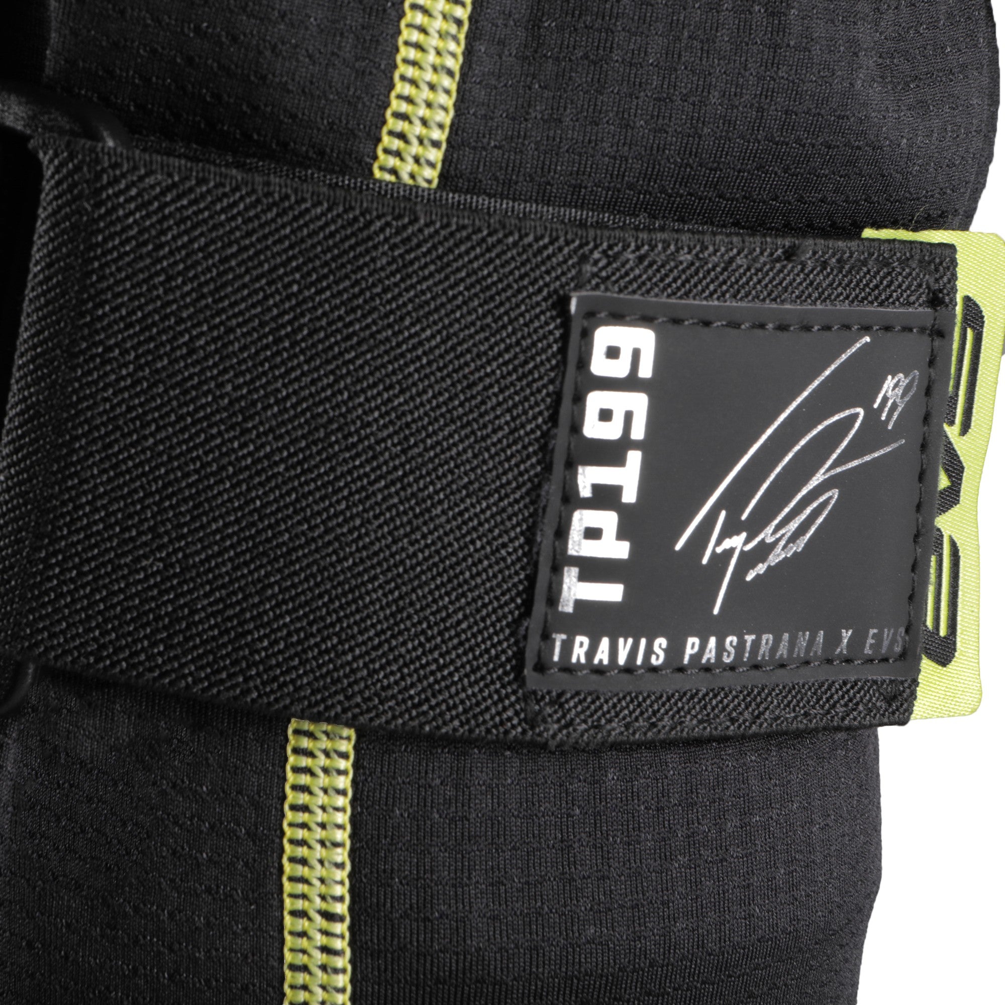 TP199 KNEE/SHIN GUARD BLACK/HI-VIS 2X - 663-14382X-7