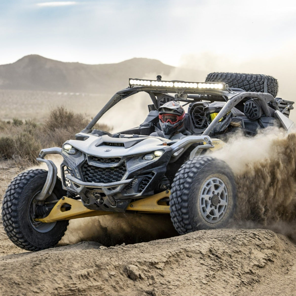 can-am-40-102-cm-baja-designs-onx6-arc-led-light-bar-can-am-0556990c46-1