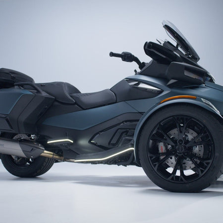 can-am-driver-floorboards-signature-lights-can-am-spyder-a4b2fe5dcc-2