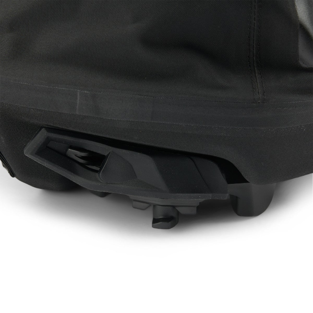 can-am-linq-10-6-us-gal-40-l-roll-top-bag-b533077ef6-2