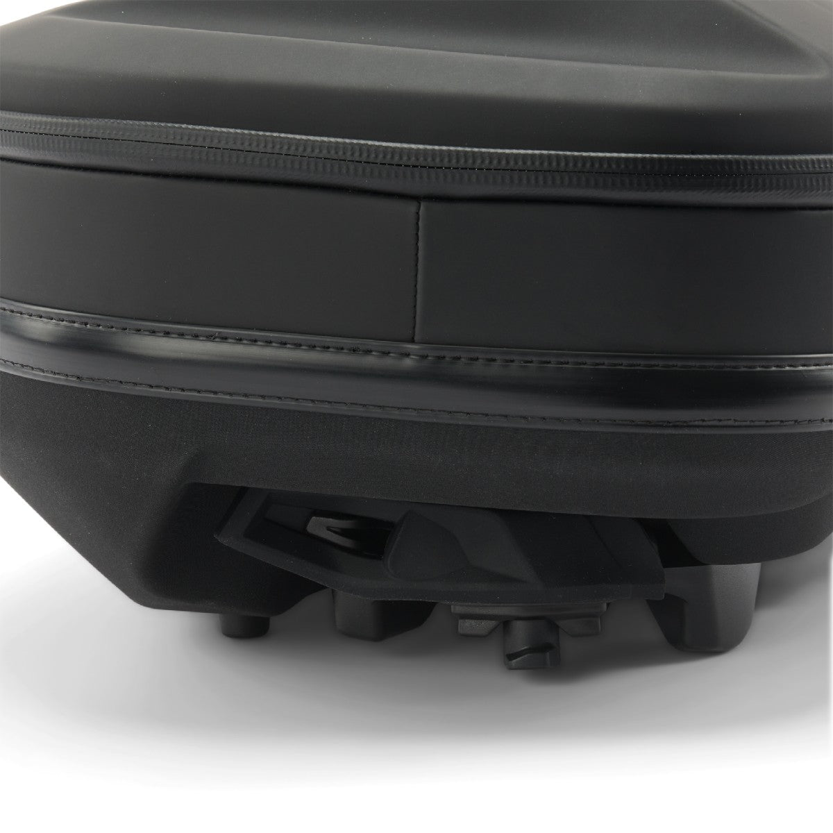 can-am-linq-10-6-us-gal-40-l-semi-rigid-bag-black-ee447e6a86-2