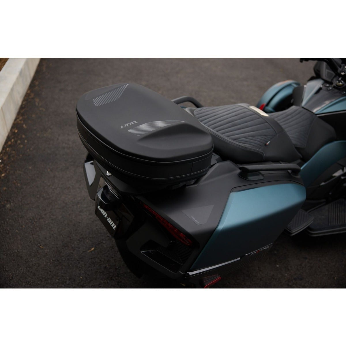 can-am-linq-10-6-us-gal-40-l-semi-rigid-bag-black-fc0e75191a-5