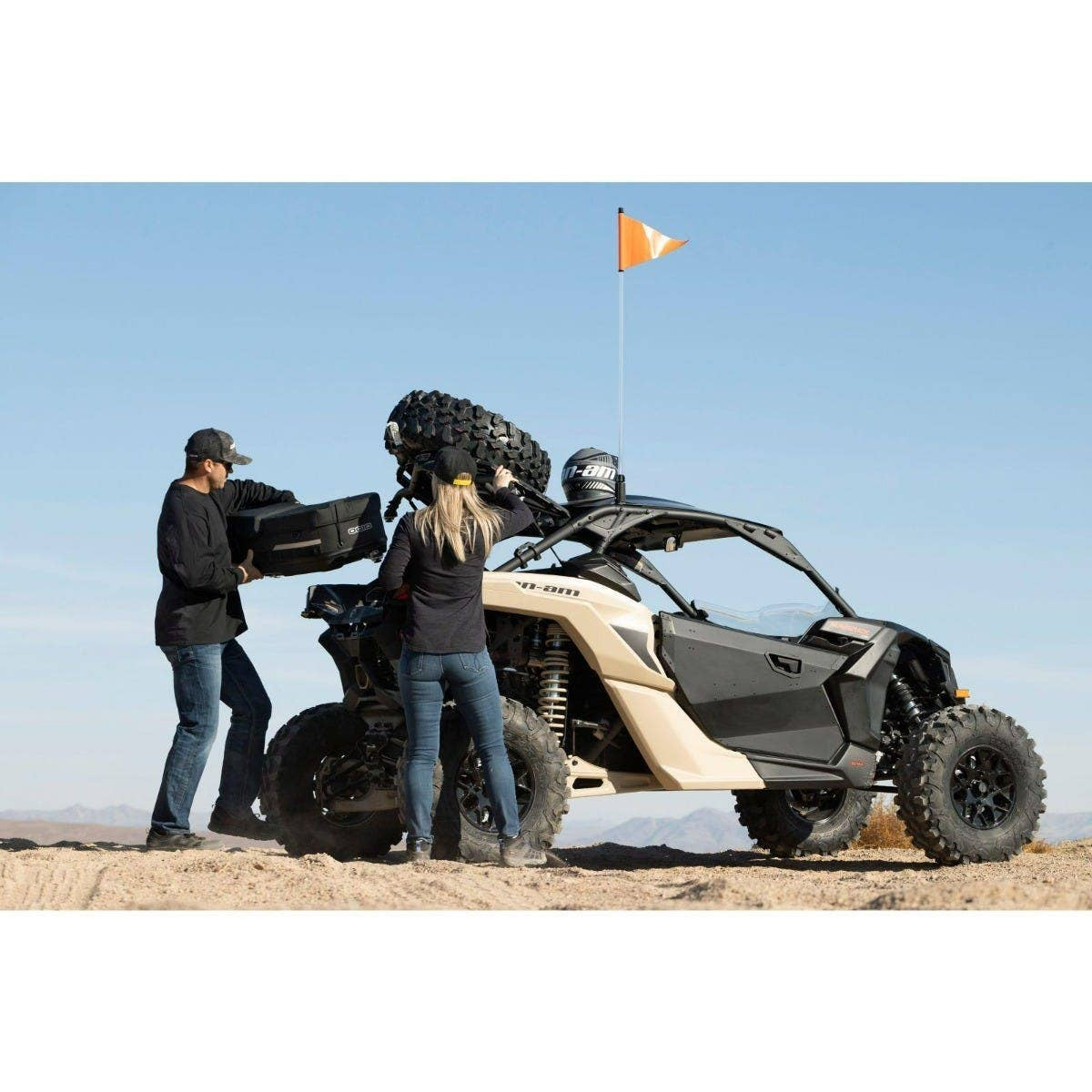 can-am-linq-pivoting-rack-can-am-maverick-x3-black-9046cf208e-4