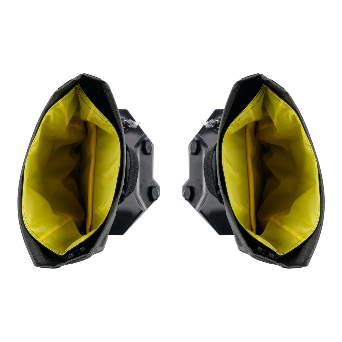 can-am-linq-saddlebags-22l-can-am-origin-6f4d889184-4