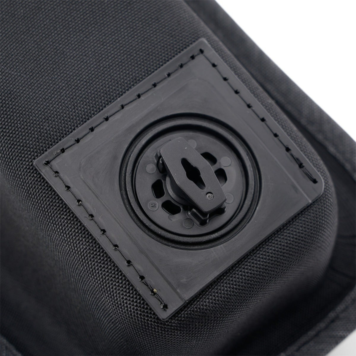 can-am-linq-tank-bag-can-am-pulse-38dff85663-5