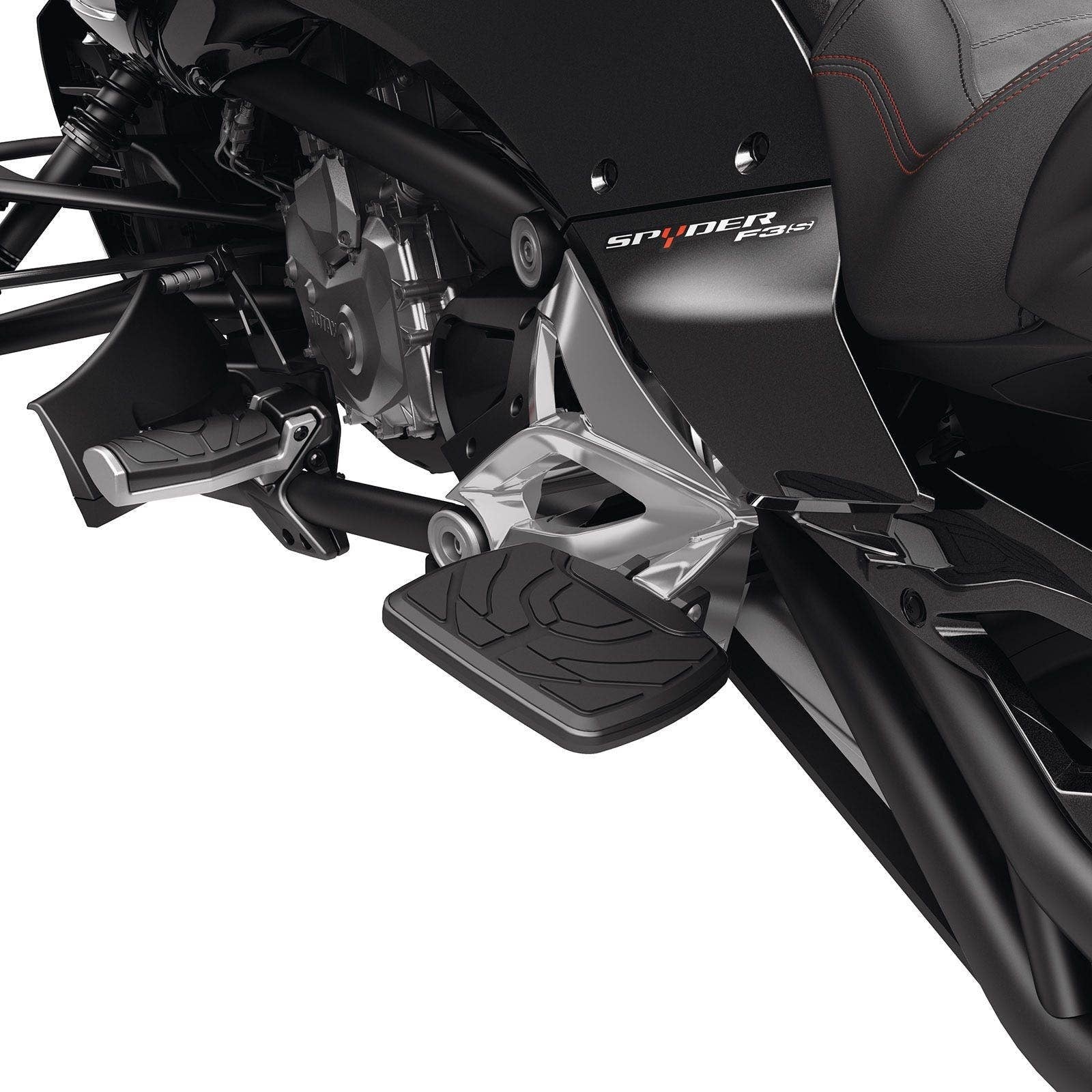 can-am-passenger-floorboards-can-am-spyder-carbon-black-4798e26482