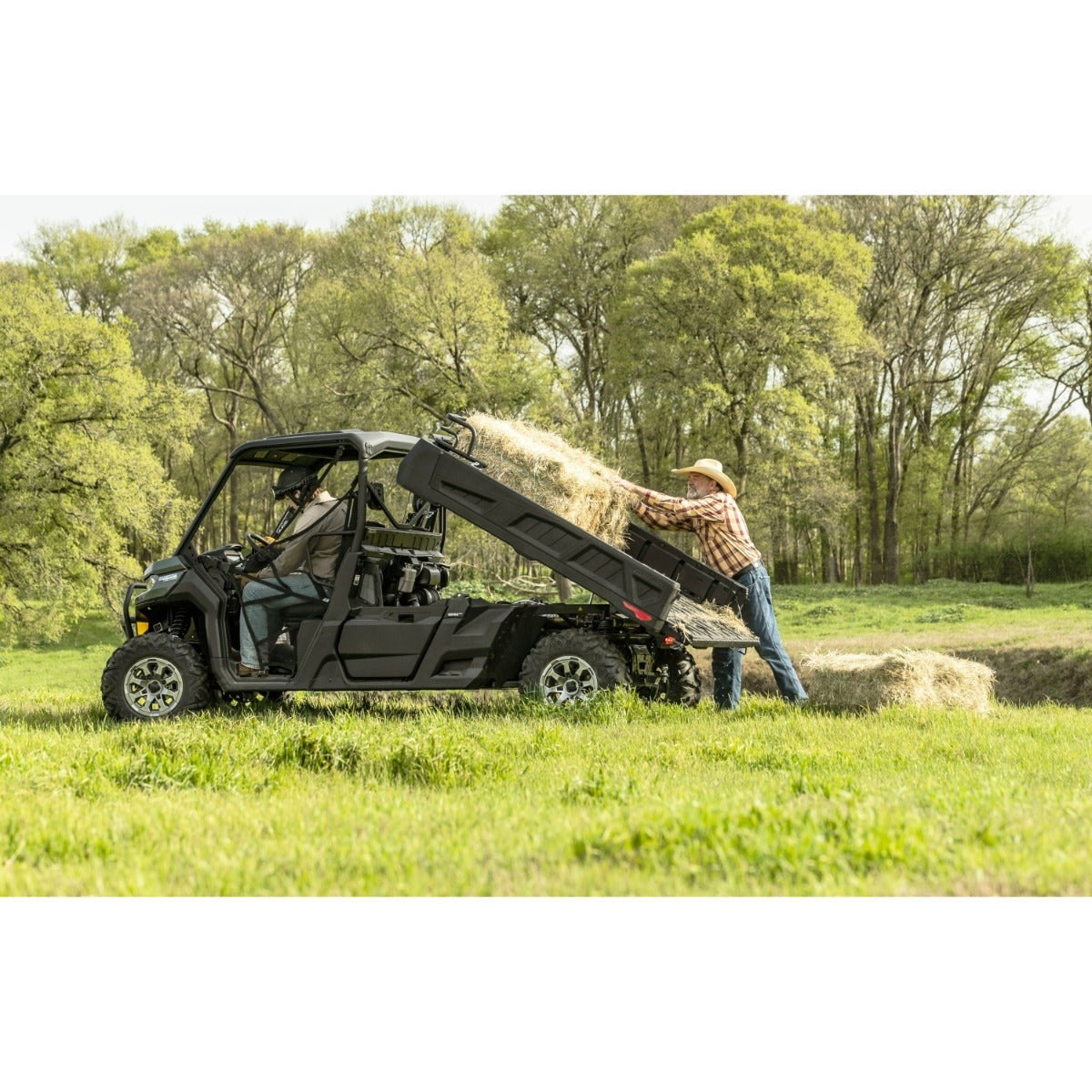 can-am-power-tilt-bed-can-am-defender-4d0c13cafc-6