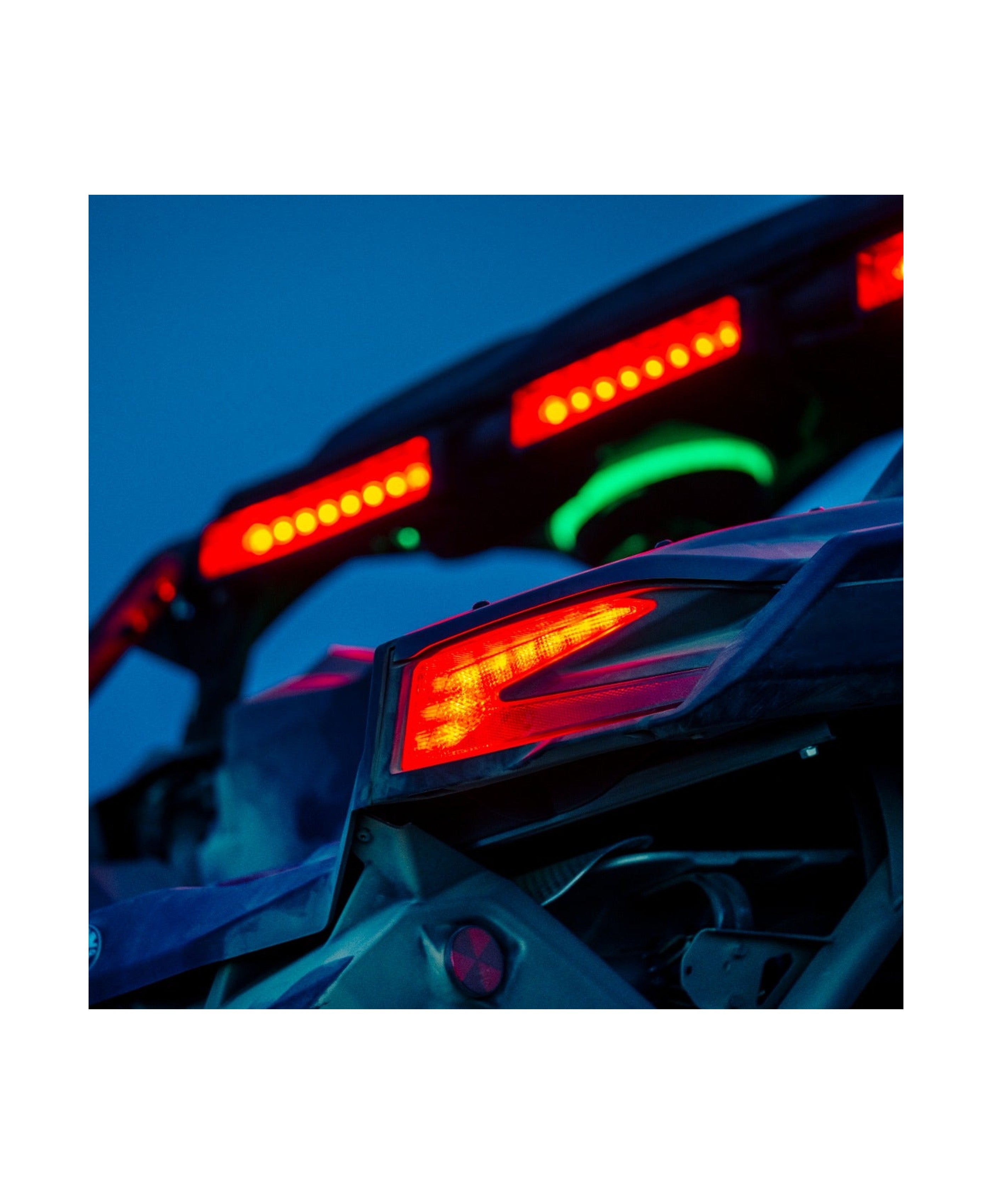 can-am-smart-led-chase-lights-can-am-maverick-r-88fc80fbd1-2