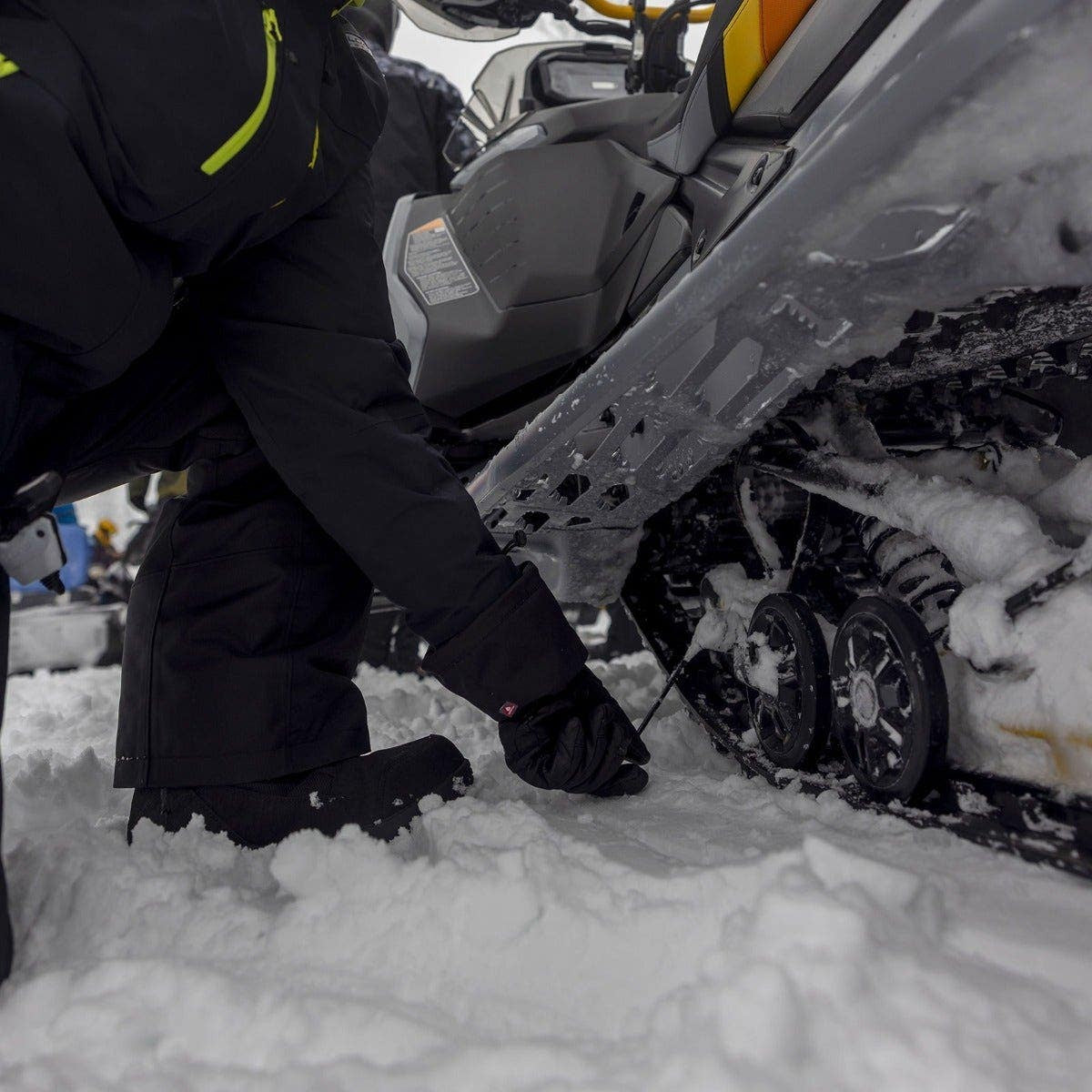 ski-doo-rail-ice-scratchers-2a91a33c6e-3