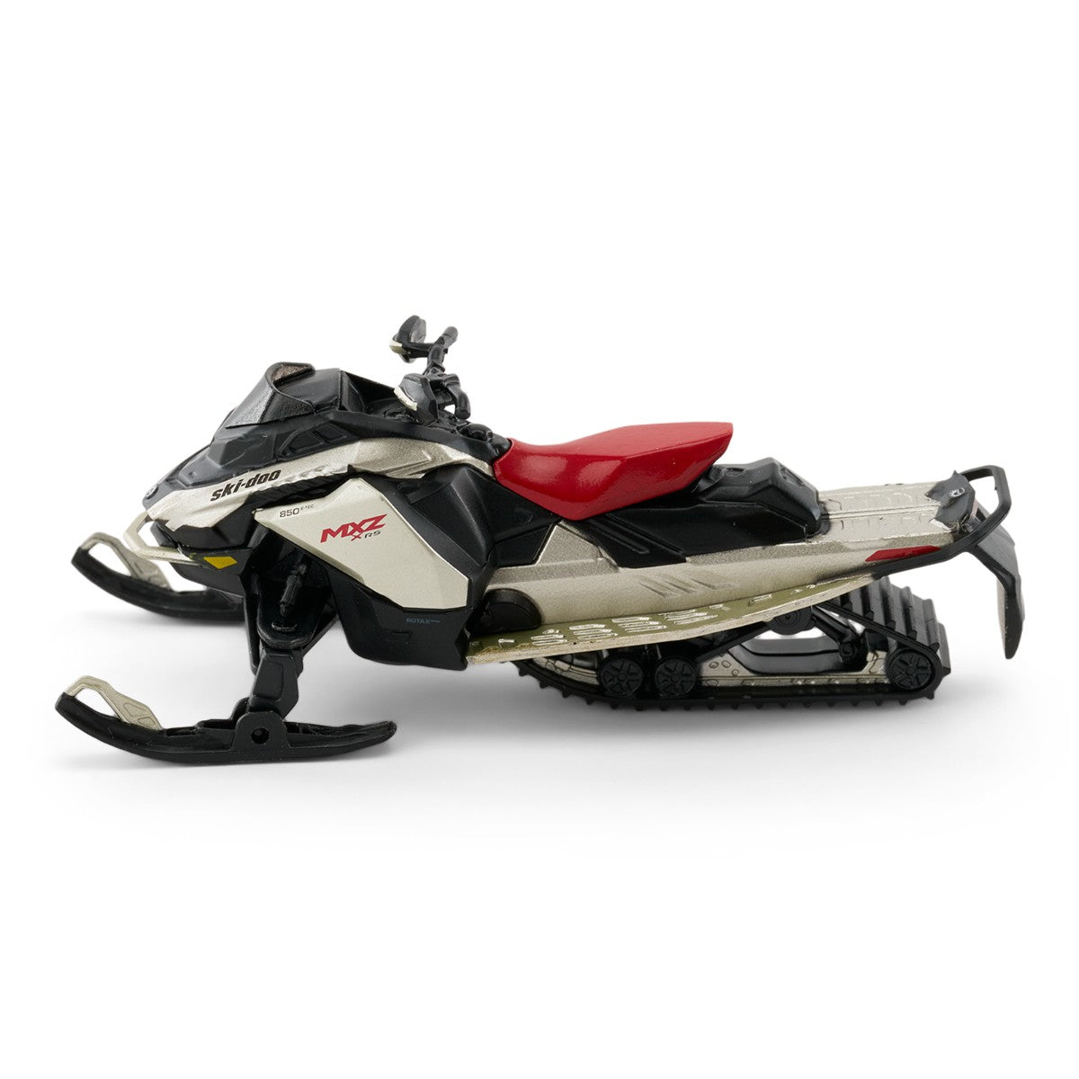 ski-doo-ski-doo-1-32-scale-mxz-x-rs-white-snowmobile-red-5d120c6ab6
