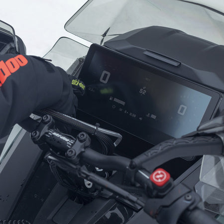 ski-doo-ski-doo-10-25-touchscreen-display-relocator-7b196e88ca-3