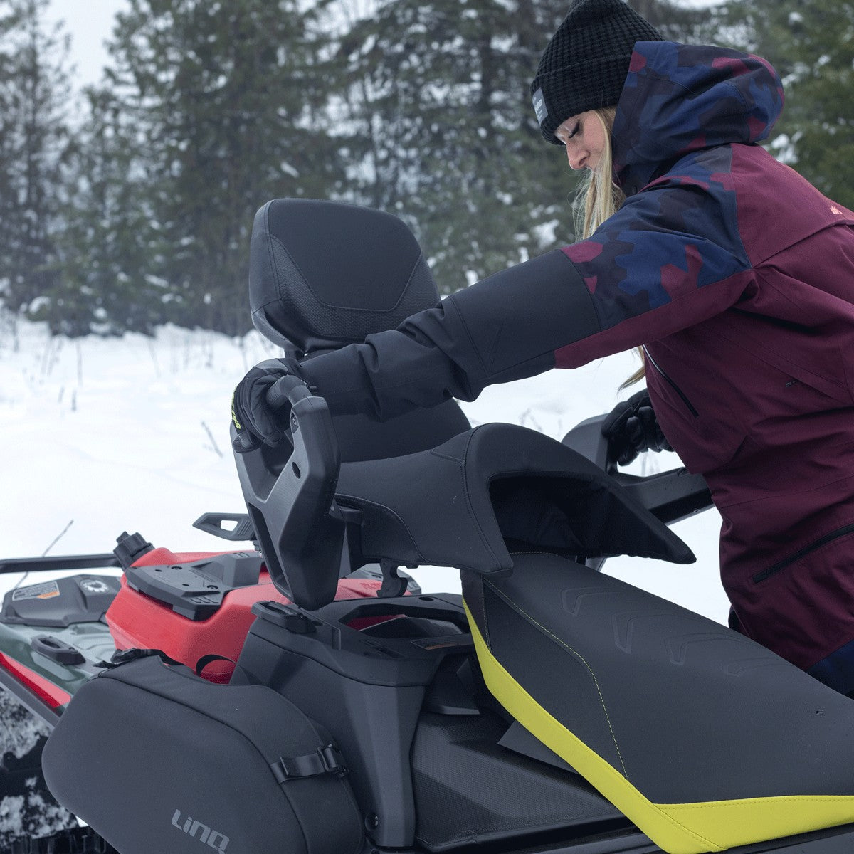 ski-doo-ski-doo-trail-linq-passenger-premium-seat-c197b69448-5